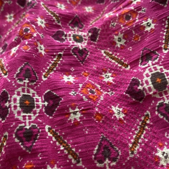 ANTHROPOLOGIE pink patterned blouse - Picture 7 of 8